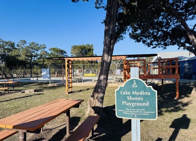 Home for sale at LOT 24 Fire Wheel in Bandera, TX — photo 4