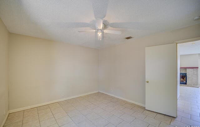 rental at 7535 Windsor Oaks in San Antonio, TX — photo 5