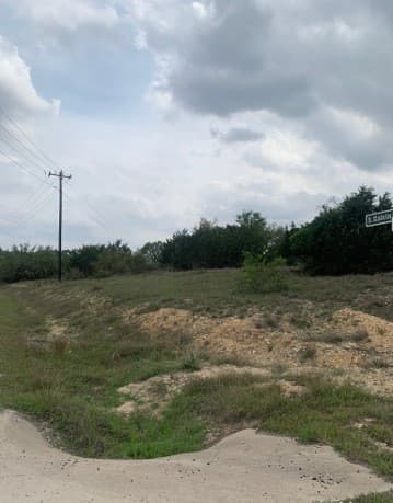 rental at LOT 1313 Eli Chandler in Blanco, TX — photo 4