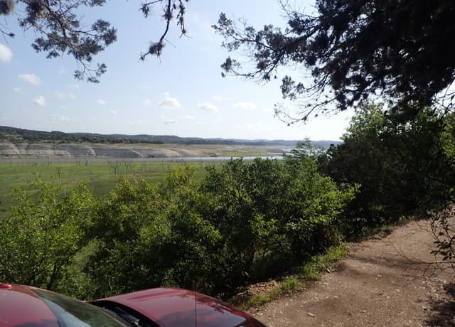 rental at 5 Beach Dr in Mico, TX — photo 1
