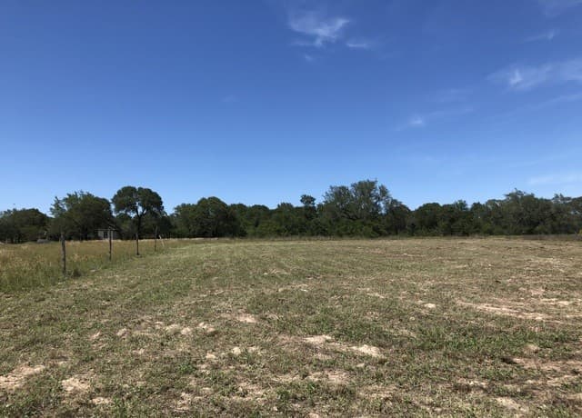 rental at 1135 Spur Ridge in San Antonio, TX — photo 4