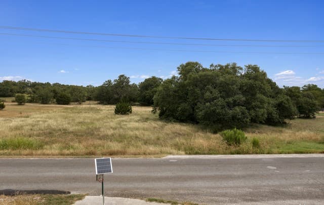 rental at 319 John Price in Blanco, TX — photo 5