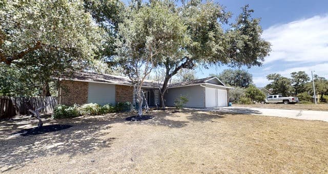 3-bedroom rental at 8703 Timberwilde St in San Antonio, TX — photo 4