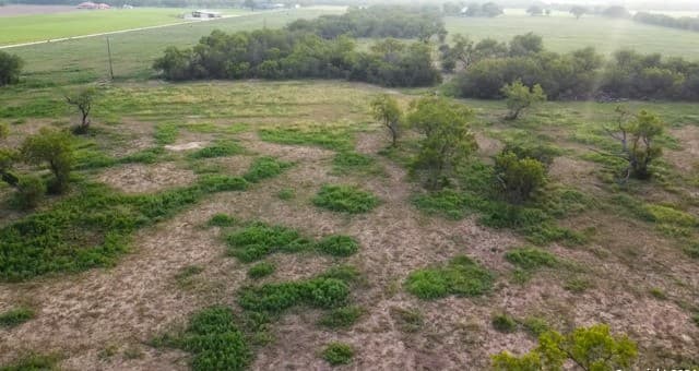 rental at TBD Hwy 173 N in Hondo, TX — photo 5