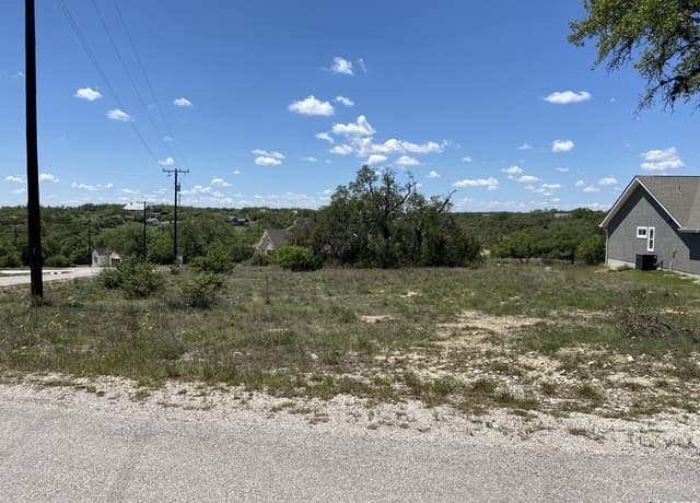 rental at 136 George Dolson in Blanco, TX — photo 2