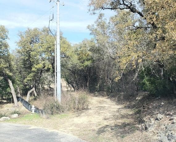 rental at 14465 Chinquapin in Helotes, TX — photo 2