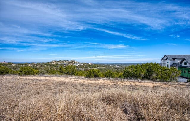 rental at 32 Las Campanas in Boerne, TX — photo 4