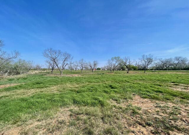 rental at TRACT 8 Fm 1332 in Jourdanton, TX — photo 4