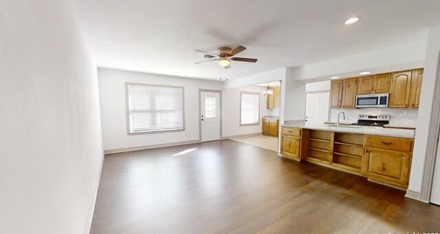 4-bedroom rental at 11214 Janet Lee Dr in San Antonio, TX — photo 3