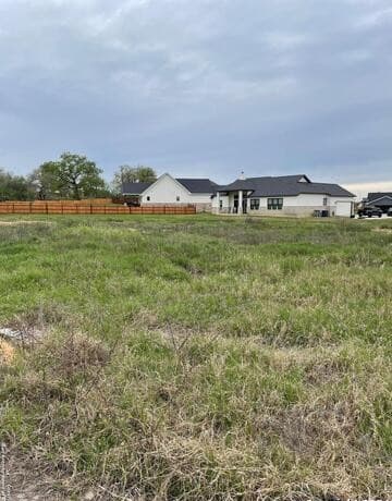 rental at 116 Bayberry Ct in La Vernia, TX — photo 1