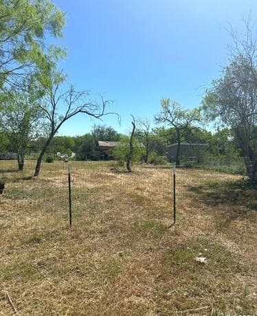 rental at LOTS 64 & 65 Noriega St in San Antonio, TX — photo 3