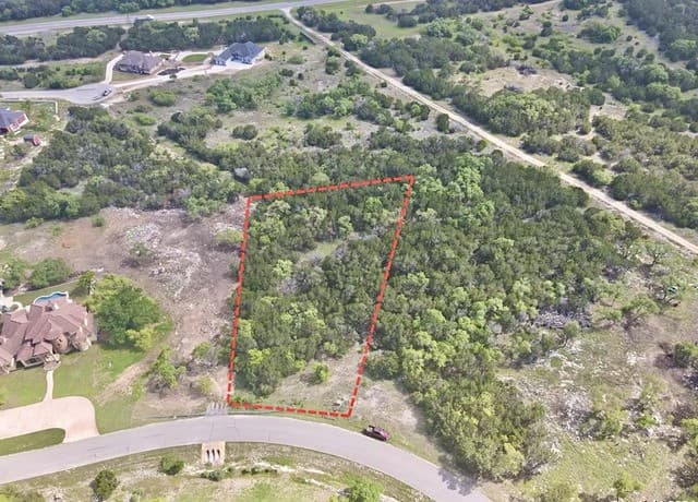 rental at 8110 Sky Vista in Garden Ridge, TX — photo 2