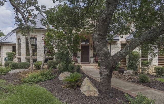 2-bedroom rental at 104 Sentido in Boerne, TX — photo 5