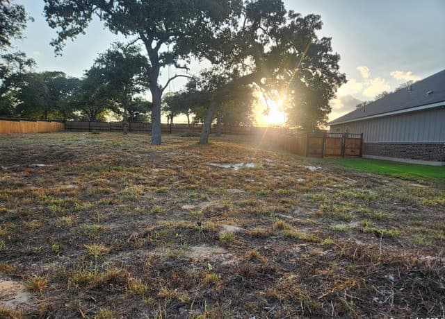 rental at 213 Ash Parkway in La Vernia, TX — photo 2