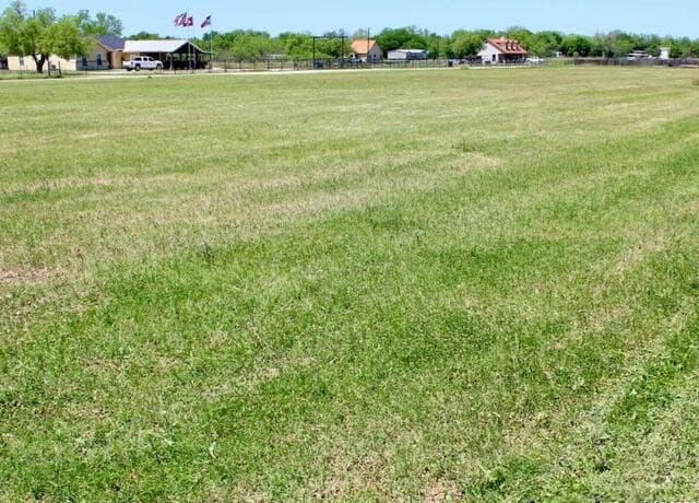 rental at LOT 6 County Road 684 in Lytle, TX — photo 4