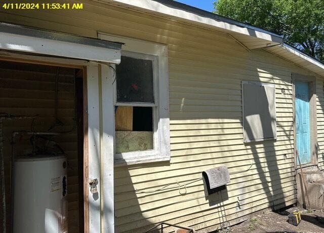 2-bedroom rental at 507 Blue Bonnet St in San Antonio, TX — photo 4