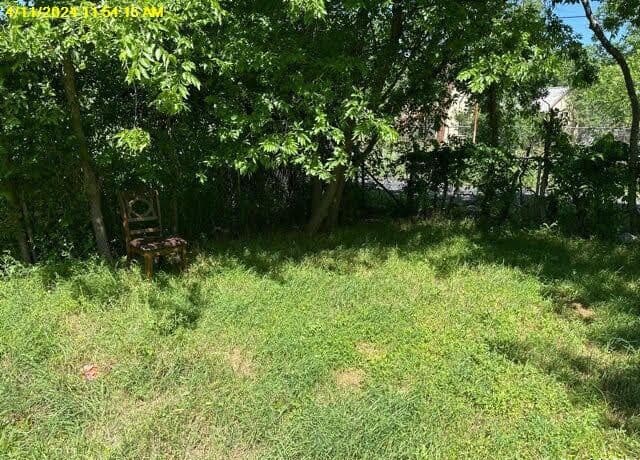2-bedroom rental at 507 Blue Bonnet St in San Antonio, TX — photo 5