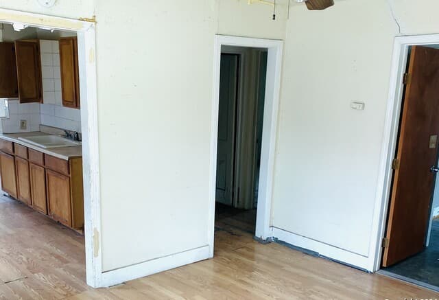 3-bedroom rental at 1326 NW 23rd St in San Antonio, TX — photo 3