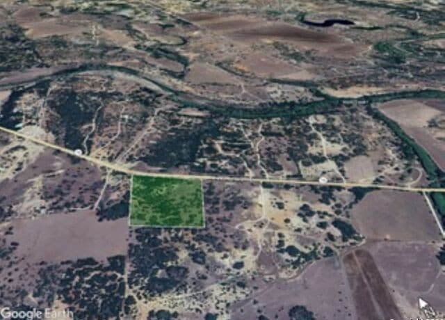 Home for sale at 6989 State Highway 16 in Bandera, TX — photo 3