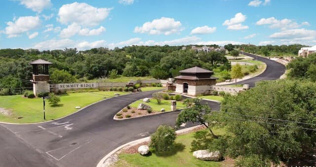 rental at LOT 16 Pr 2773 in Mico, TX — photo 1