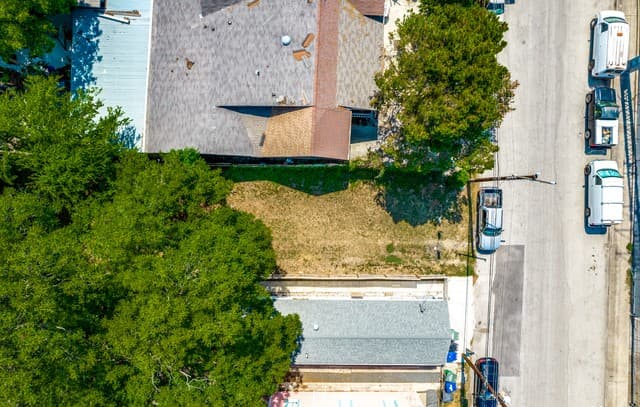 rental at 216 Sherman in San Antonio, TX — photo 3