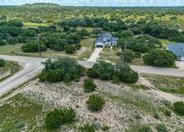 rental at 793 Daniel Jackson in Blanco, TX — photo 2