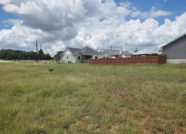rental at 118 Warren Wallace in Blanco, TX — photo 5