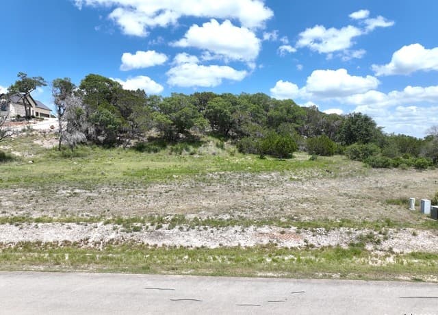 rental at 329 Arthur Ct in Spring Branch, TX — photo 3