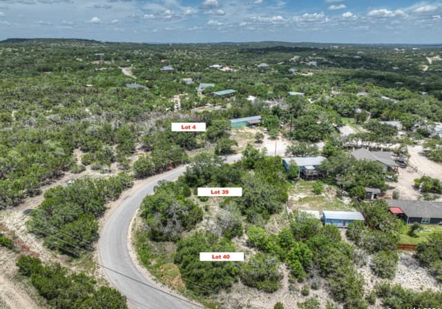rental at 000 Cliff Dr in Spring Branch, TX — photo 4