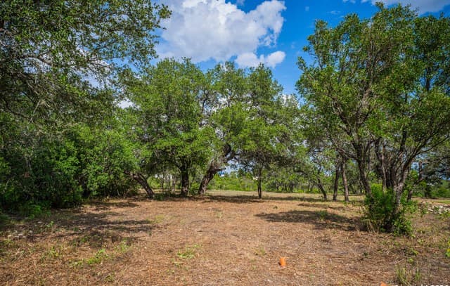 rental at 13402 Lucas Cir in San Antonio, TX — photo 2