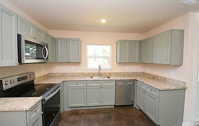 3-bedroom rental at 3159 Western Skies Dr in Spring Branch, TX — photo 3