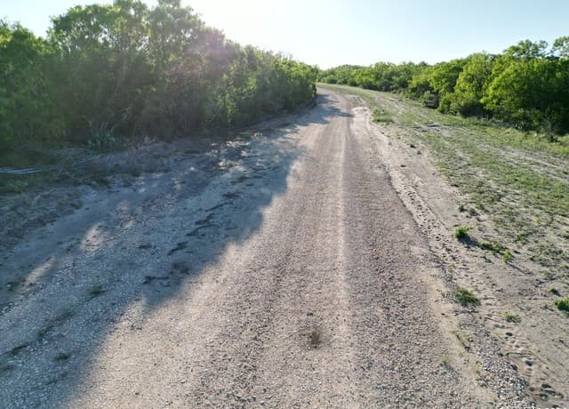 rental at 750 Cr 200 in Three Rivers, TX — photo 5