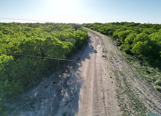 rental at 730 Cr 200 in Three Rivers, TX — photo 4