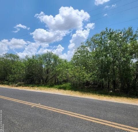 rental at 14096 Greenwood Rd in Atascosa, TX — photo 4