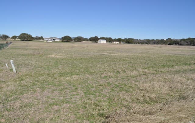 Home for sale at 307 Hackamore Trl in Bandera, TX — photo 2