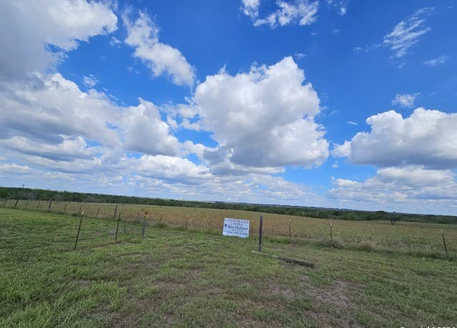 rental at 12060 Pleasanton Rd in San Antonio, TX — photo 5