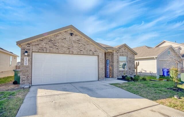 4-bedroom rental at 5310 Basil Chase in St Hedwig, TX — photo 1