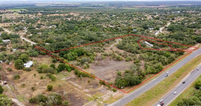 rental at TBD Highway 90 in Castroville, TX — photo 1