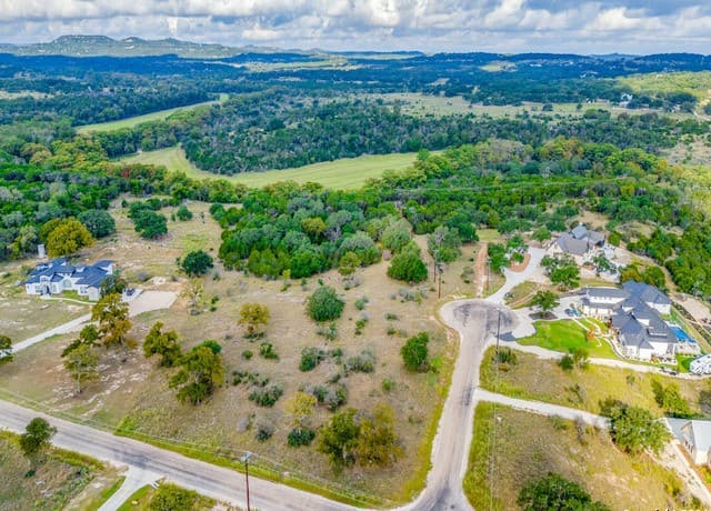 rental at 68 Sabinas Ridge Road in Boerne, TX — photo 3