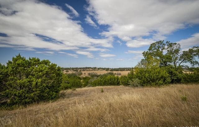 rental at 30 Buckskin Path in Fredericksburg, TX — photo 5