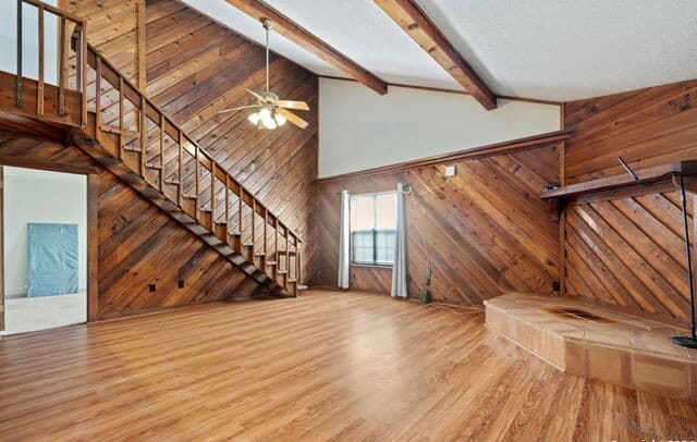 3-bedroom rental at 795 S State Highway 16 in Jourdanton, TX — photo 3