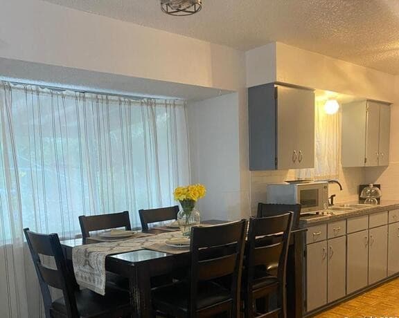 4-bedroom rental at 754 Clearview Dr in San Antonio, TX — photo 3