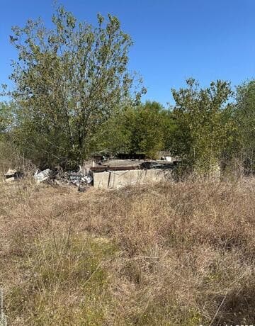 rental at 4435 stapper Lot 7 in St Hedwig, TX — photo 5