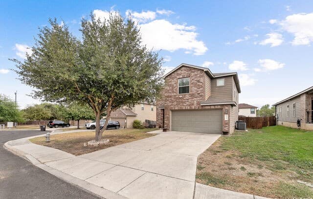 4-bedroom rental at 3922 Verde Bosque in San Antonio, TX — photo 2