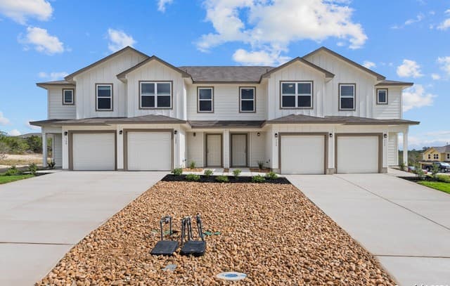 rental at 124-128-132-136 Bonnie Bend in San Antonio, TX — photo 4