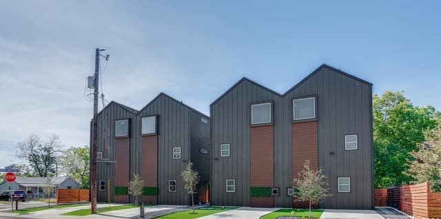 3-bedroom rental at 531 S Monumental Unit 1101 in San Antonio, TX — photo 1