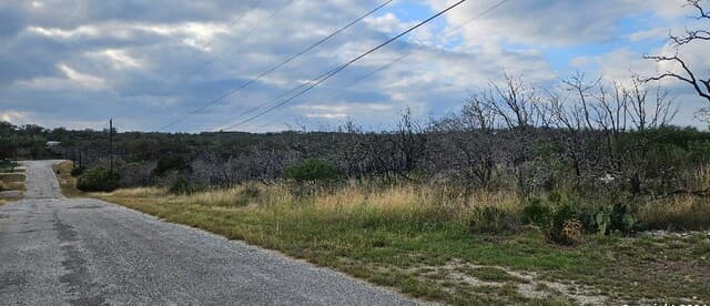 rental at CR 2652 LOT 19 County Road 2652 in Rio Medina, TX — photo 5