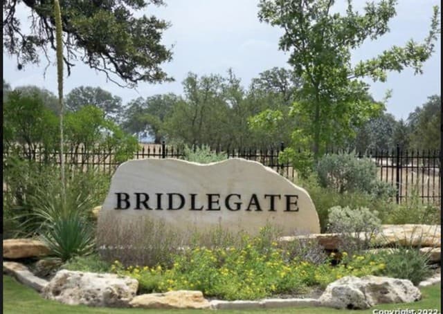Home for sale at 251 Highgate Drive in Bandera, TX — photo 2
