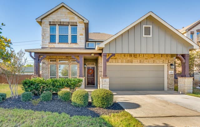 4-bedroom rental at 21911 Caprock Canyon in San Antonio, TX — photo 1