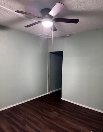3-bedroom rental at 1902 Lennon Ave Unit 2 in San Antonio, TX — photo 2